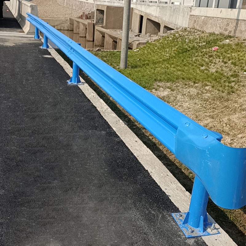 Poręcz falista z tworzywa sztucznego w sprayu