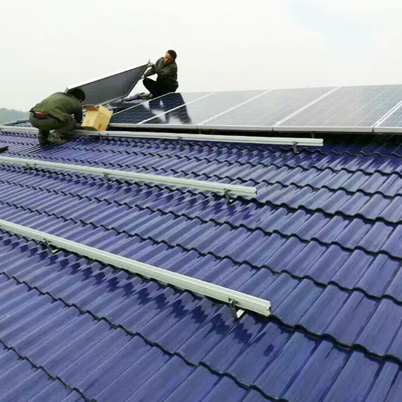 Dach skośny (dachówka) wspornik solarny